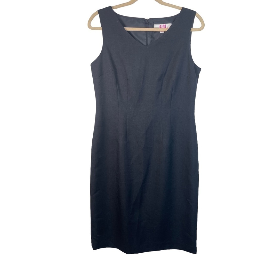 9& Co. Women’s Navy Suiting Sleeveless Fit and Flare Dress Size 8